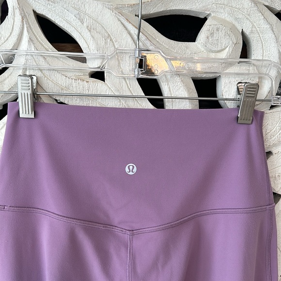 Lululemon Align High-Rise Pant 25"
Wisteria Purple - Picture 9 of 10